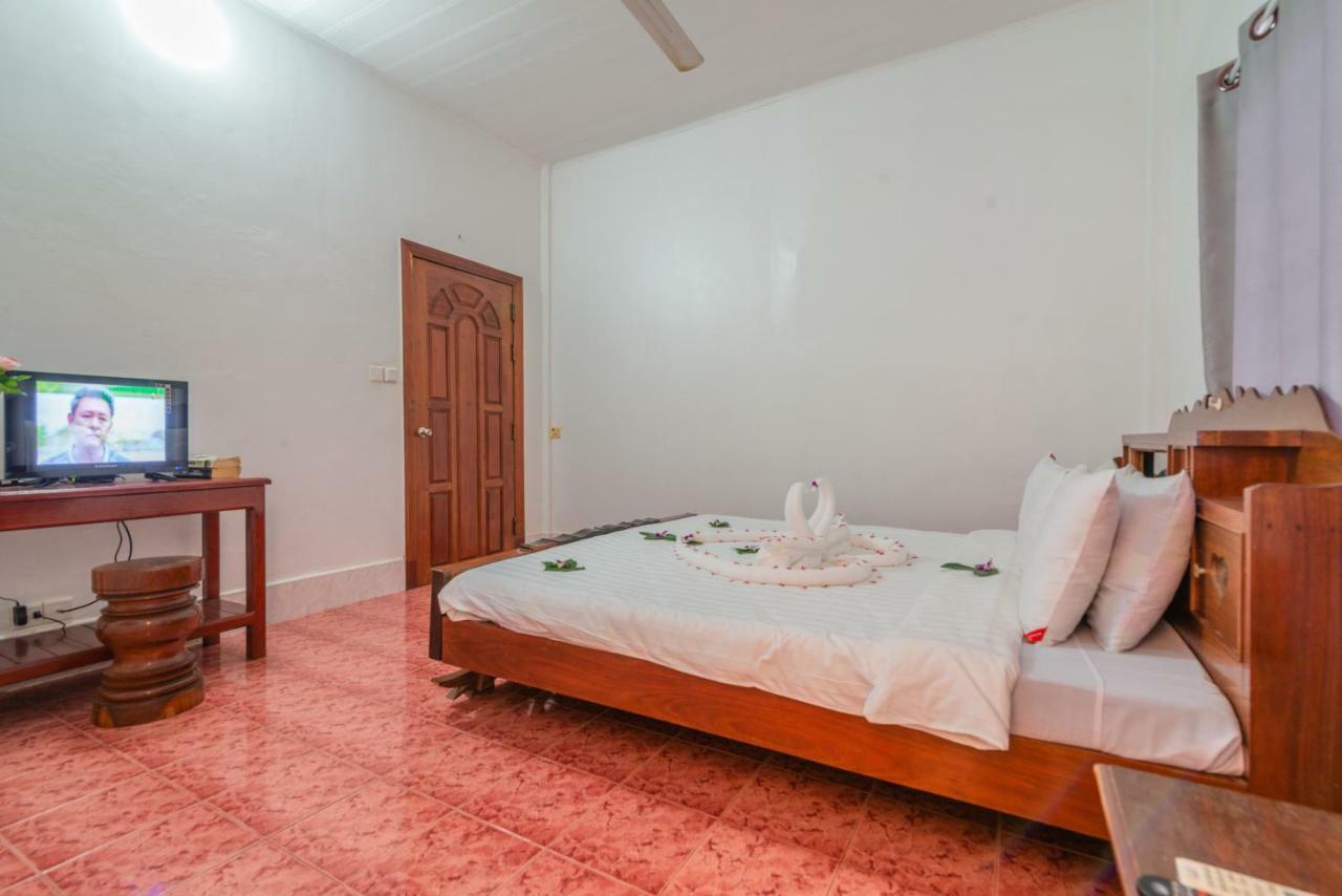 Five Rose Siem Reap Hostel Kültér fotó